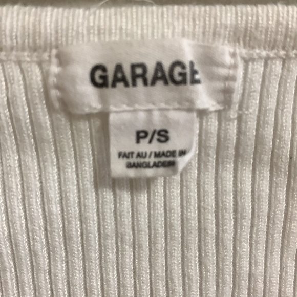 Small Garage crop top - Picture 2 of 3